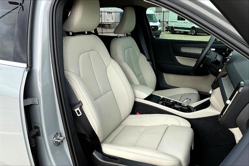 used 2024 Volvo XC40 car, priced at $31,500