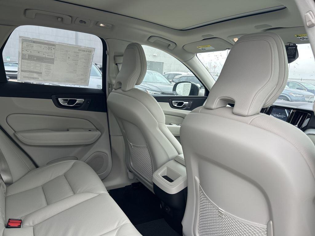 new 2025 Volvo XC60 car, priced at $54,610
