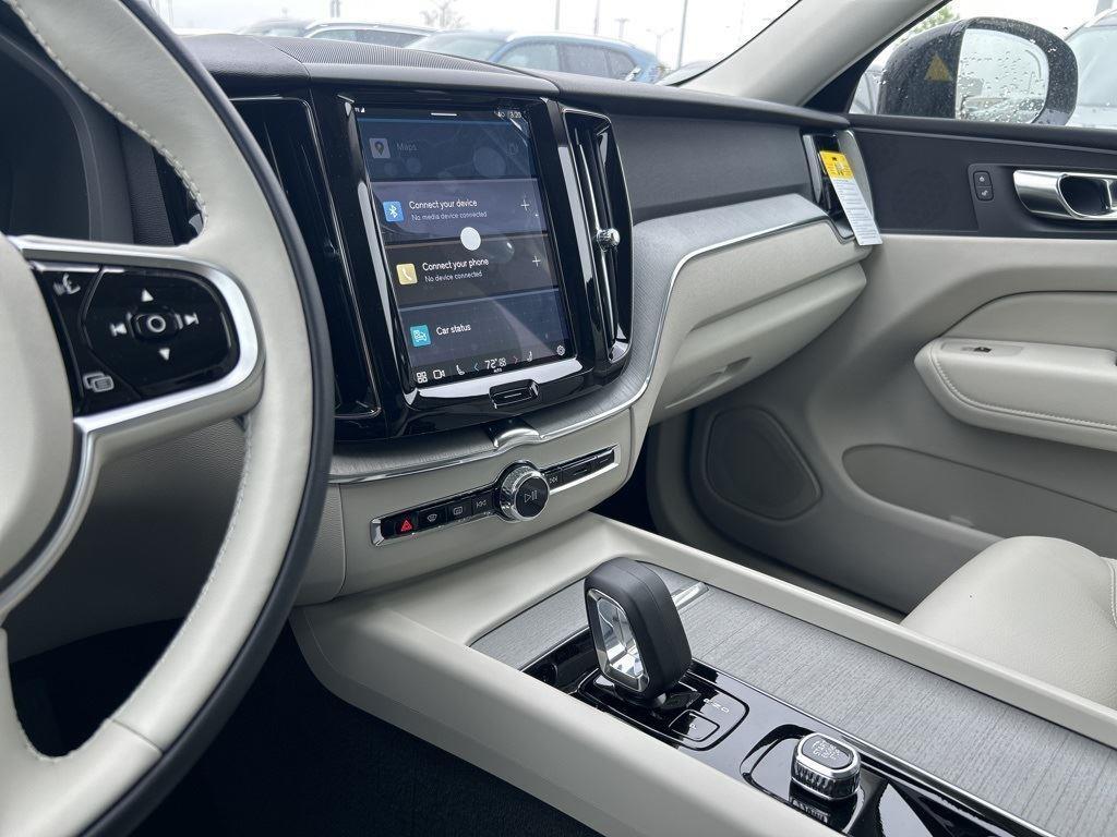 new 2025 Volvo XC60 car, priced at $54,610