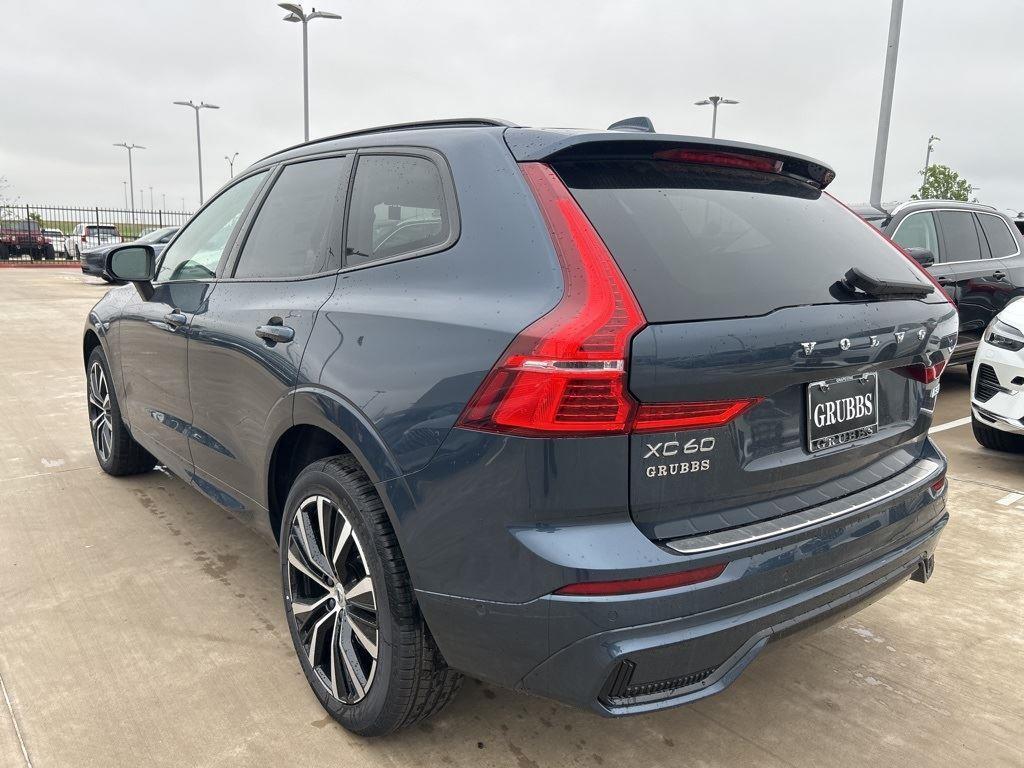 new 2025 Volvo XC60 car, priced at $54,610