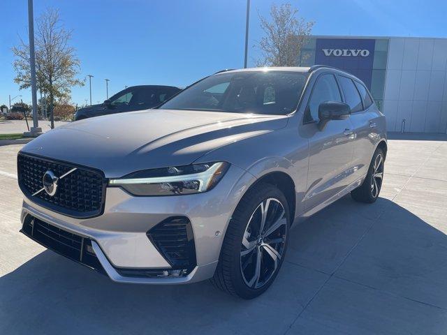 new 2025 Volvo XC60 car, priced at $58,995