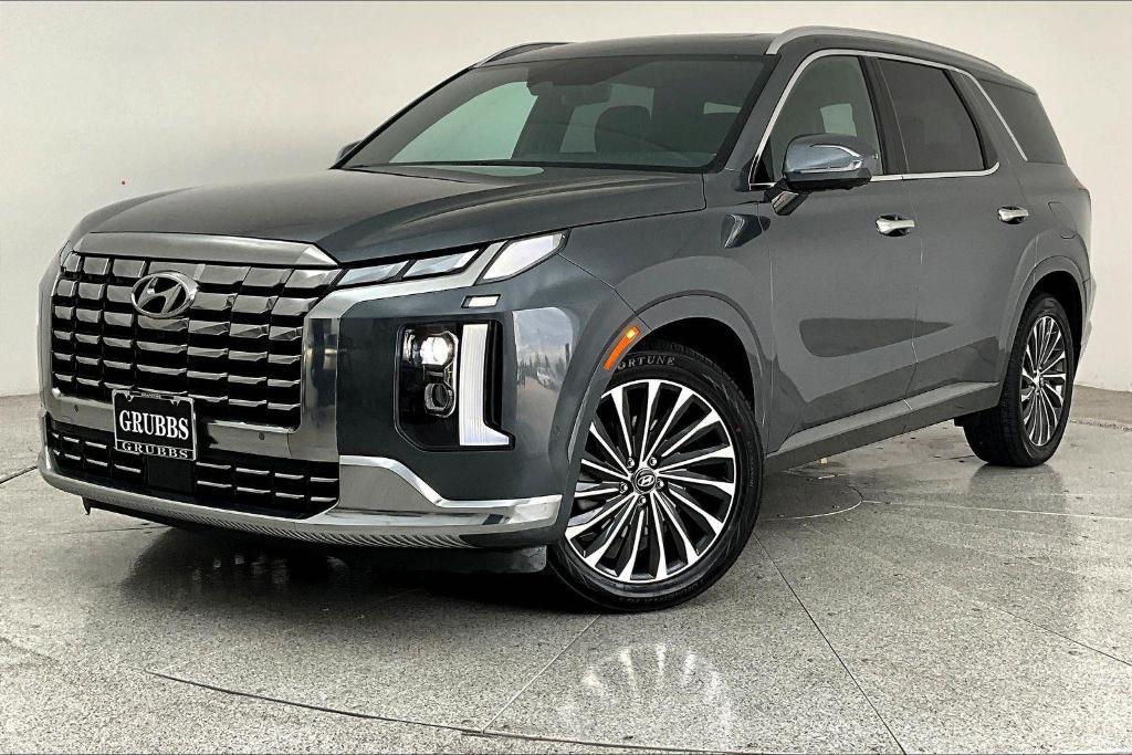 used 2023 Hyundai Palisade car, priced at $37,888