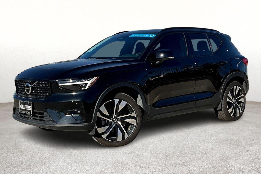 used 2024 Volvo XC40 car, priced at $37,809