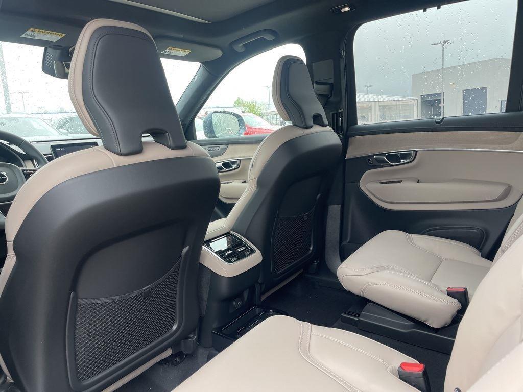 new 2025 Volvo XC90 car, priced at $75,968