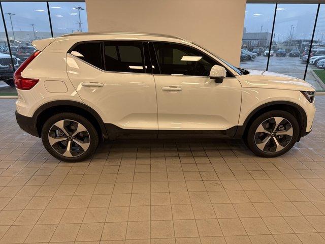 new 2025 Volvo XC40 car, priced at $44,500