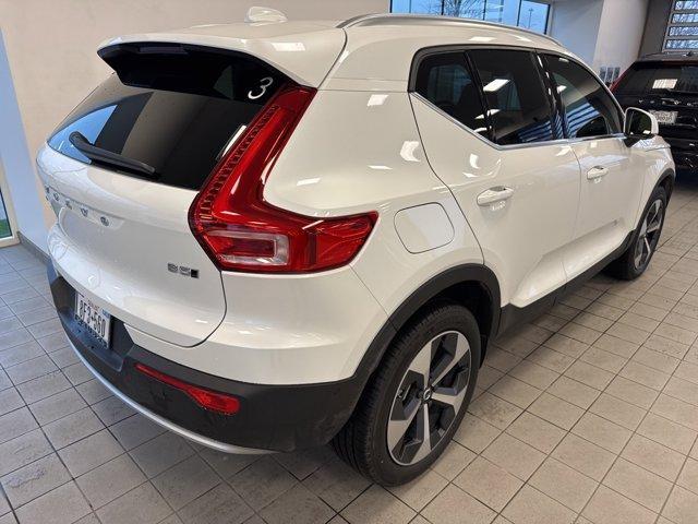 new 2025 Volvo XC40 car, priced at $44,500