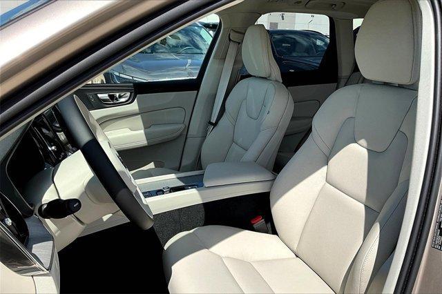 new 2025 Volvo XC60 car, priced at $55,360