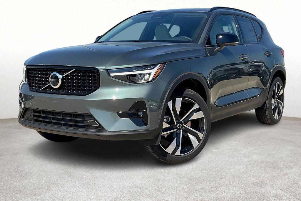 new 2026 Volvo XC40 car, priced at $50,150