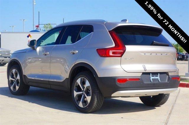 new 2024 Volvo XC40 car, priced at $43,000