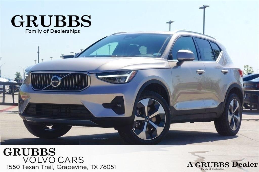 new 2024 Volvo XC40 car, priced at $43,000