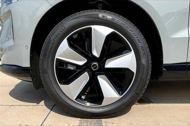 new 2025 Volvo EX90 car, priced at $82,640