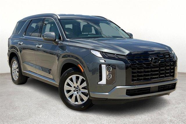 used 2025 Hyundai Palisade car, priced at $35,200