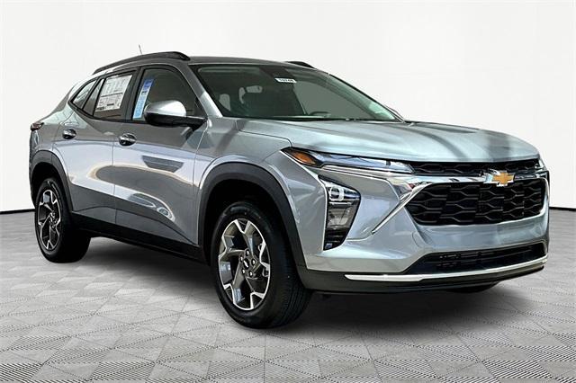 new 2025 Chevrolet Trax car, priced at $25,485