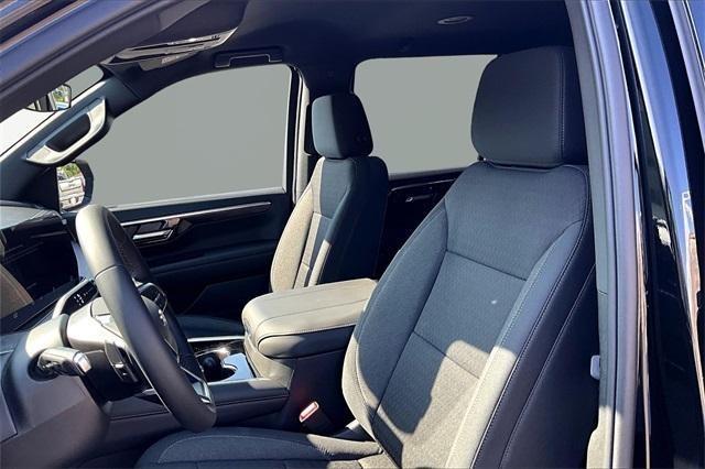 new 2025 Chevrolet Tahoe car, priced at $64,089