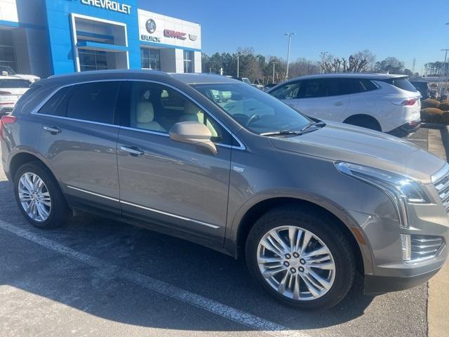 used 2017 Cadillac XT5 car, priced at $19,437