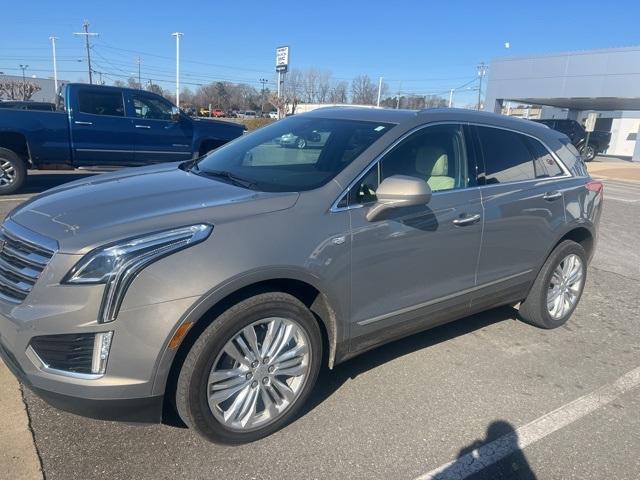 used 2017 Cadillac XT5 car, priced at $19,437