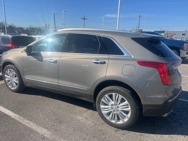 used 2017 Cadillac XT5 car, priced at $19,437