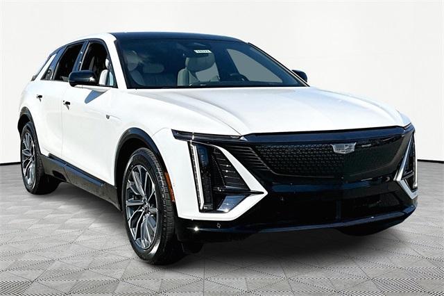 new 2025 Cadillac LYRIQ car, priced at $62,014