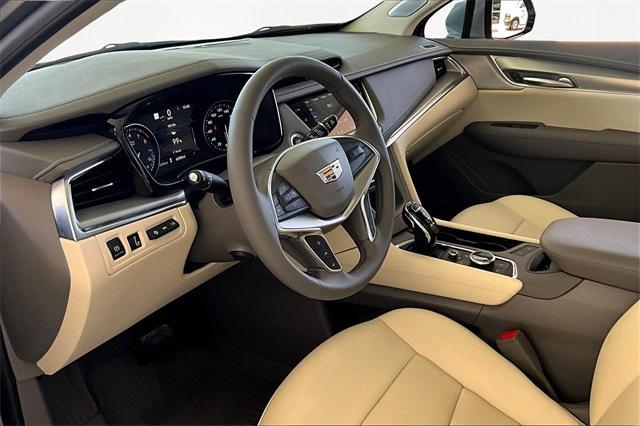 used 2025 Cadillac XT5 car, priced at $48,245