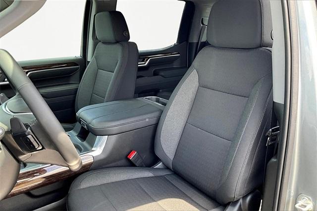 new 2025 GMC Sierra 1500 car, priced at $56,875