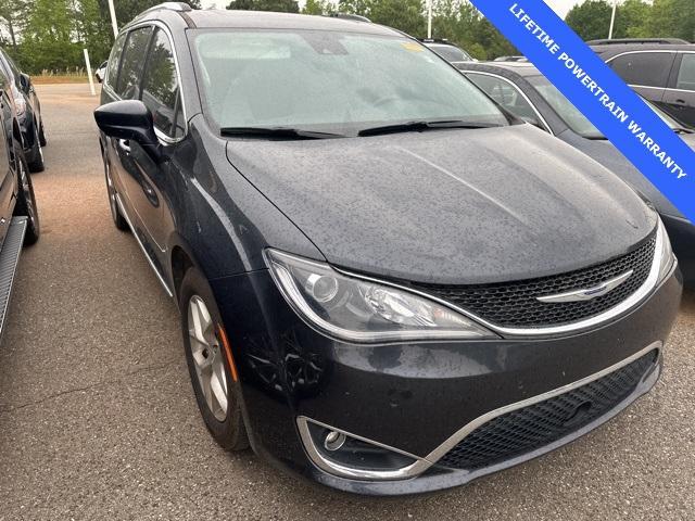 used 2020 Chrysler Pacifica car, priced at $27,546
