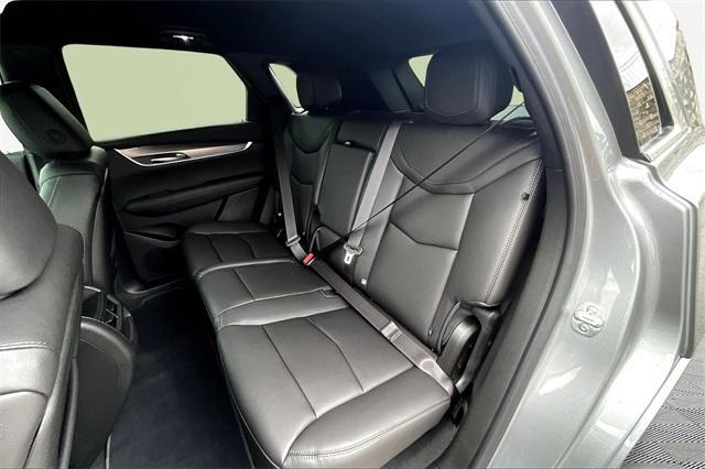 new 2025 Cadillac XT5 car, priced at $44,290