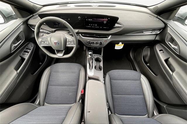 new 2025 Buick Envista car, priced at $24,685