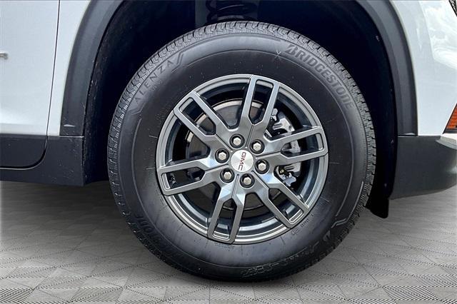 new 2025 GMC Acadia car, priced at $40,395
