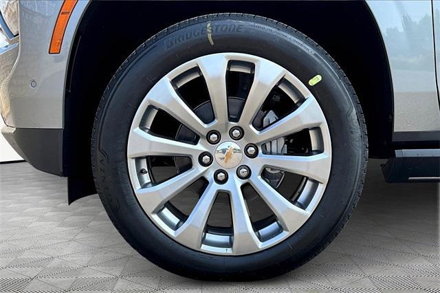 new 2025 Chevrolet Suburban car, priced at $88,925