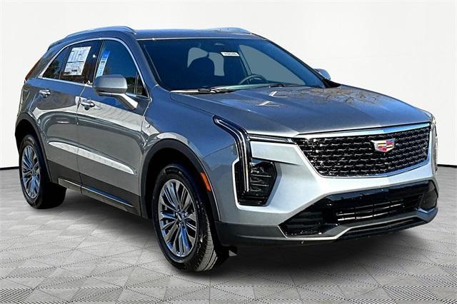 new 2025 Cadillac XT4 car, priced at $43,630