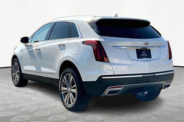 new 2025 Cadillac XT5 car, priced at $57,990