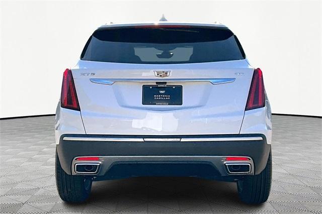 new 2025 Cadillac XT5 car, priced at $57,990