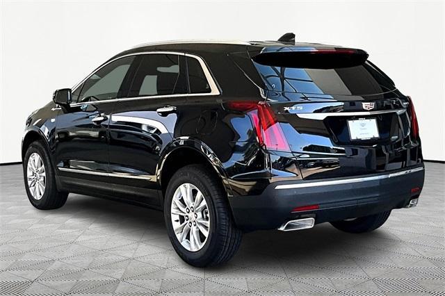 new 2025 Cadillac XT5 car, priced at $45,315