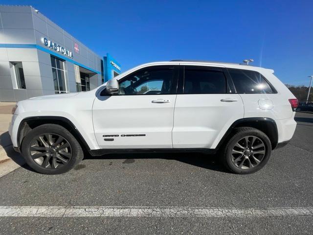 used 2016 Jeep Grand Cherokee car, priced at $16,425