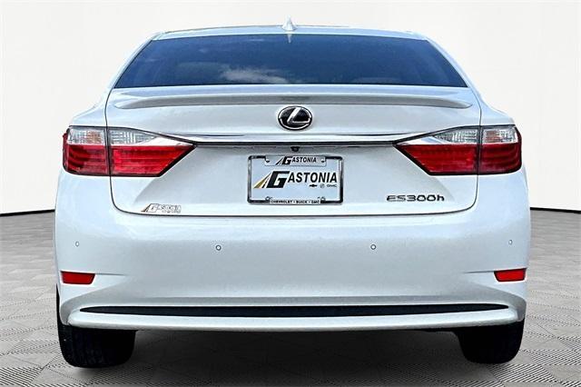 used 2015 Lexus ES 300h car, priced at $16,722