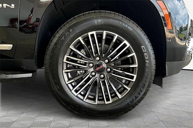 new 2025 GMC Yukon XL car, priced at $72,610