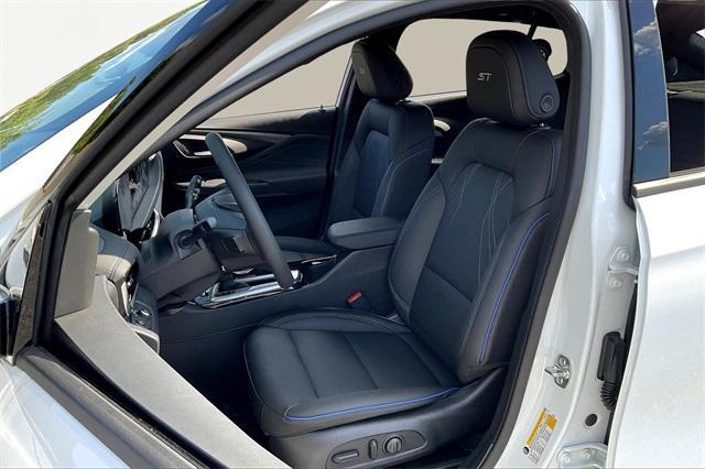 new 2026 Buick Envista car, priced at $28,985