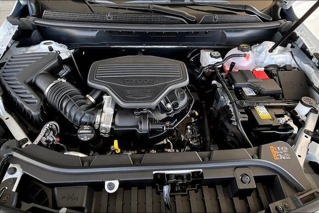 new 2025 Cadillac XT5 car, priced at $59,690