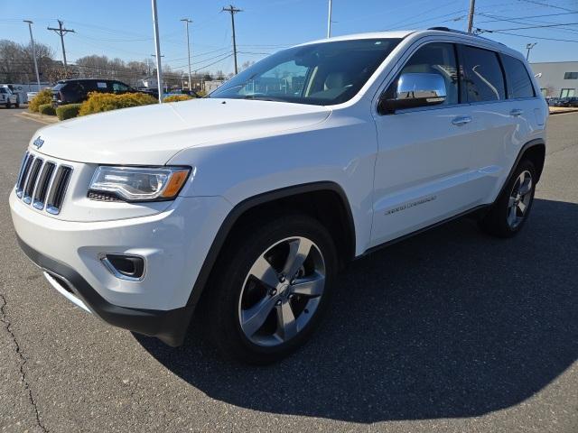 used 2015 Jeep Grand Cherokee car, priced at $15,238