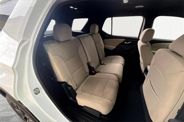 used 2022 Chevrolet Traverse car, priced at $27,000