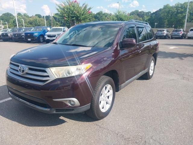 used 2012 Toyota Highlander car, priced at $13,999