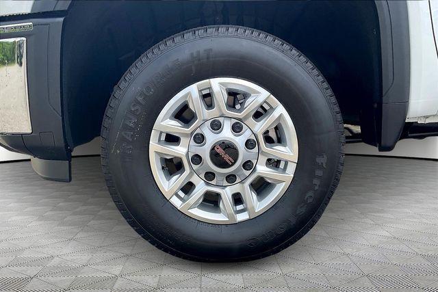 new 2025 GMC Sierra 2500 car, priced at $47,085