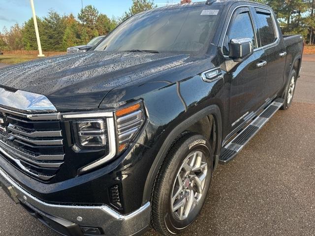 used 2023 GMC Sierra 1500 car, priced at $52,000