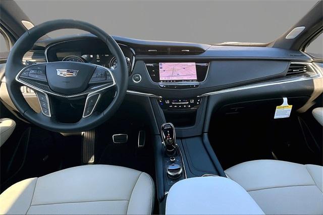 new 2025 Cadillac XT5 car, priced at $62,365