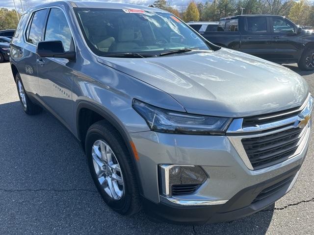 used 2023 Chevrolet Traverse car, priced at $32,723