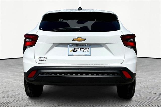 new 2025 Chevrolet Trax car, priced at $23,285