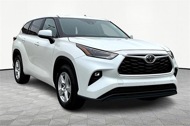 used 2023 Toyota Highlander car, priced at $37,938