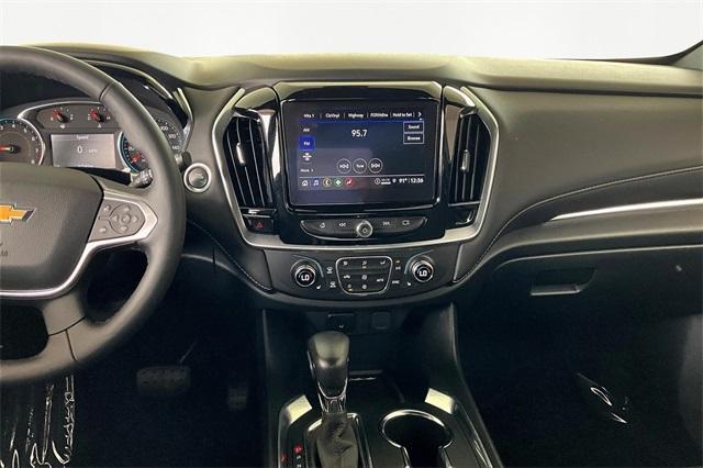 used 2022 Chevrolet Traverse car, priced at $33,715