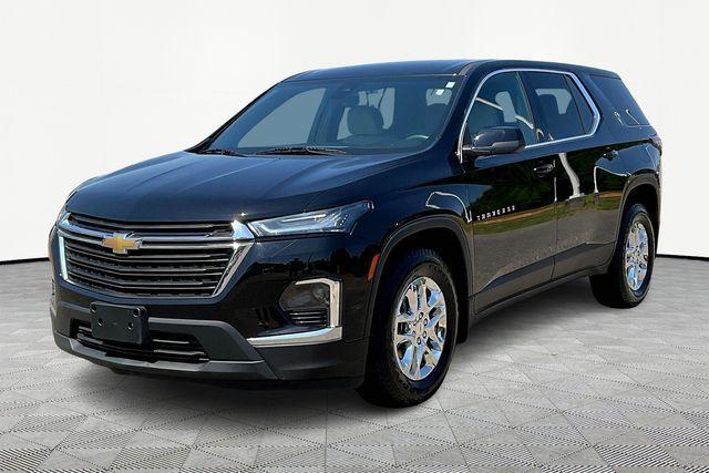 used 2022 Chevrolet Traverse car, priced at $26,326