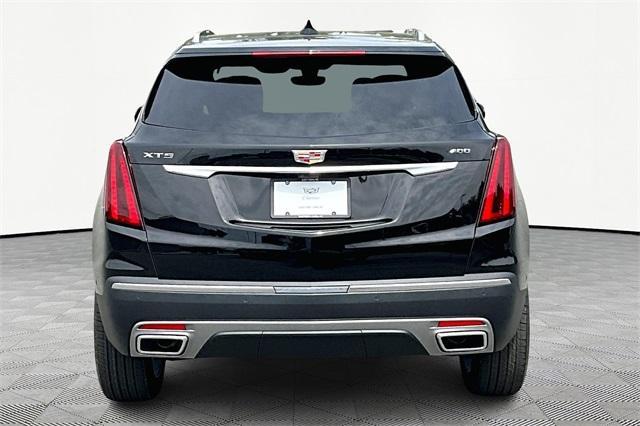 new 2025 Cadillac XT5 car, priced at $57,390